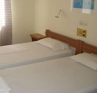 Apart-hotel Zotis 2*